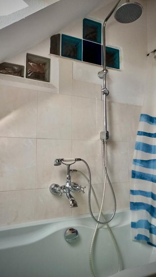 Ferienappartement Rondine Bekond Экстерьер фото